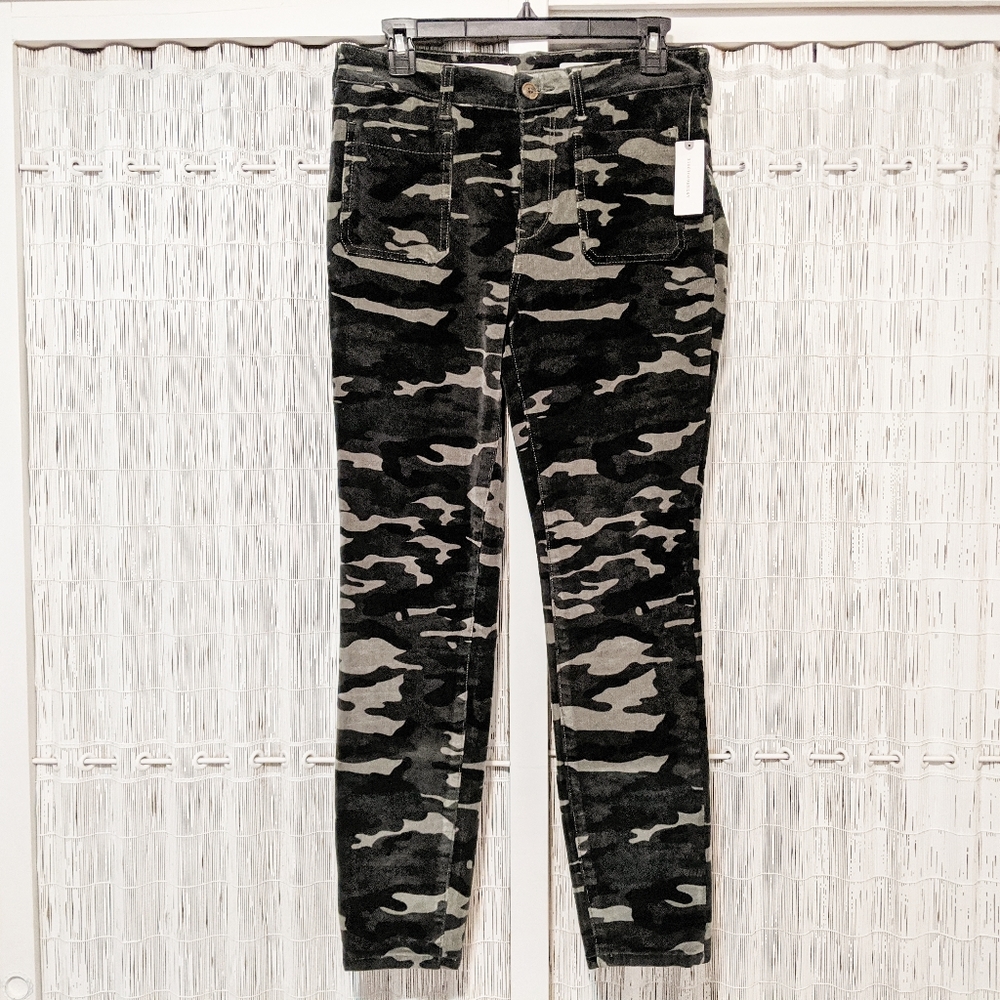 NWT Anthro Pilcro Camo High-Rise Corduroy